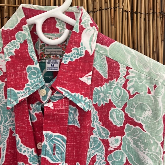 Reyn Spooner Commemorative Classics Aloha Shirt - Picture 2 of 3